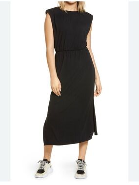 NEW WAYF padded shoulder midi dress, Women’s Medium